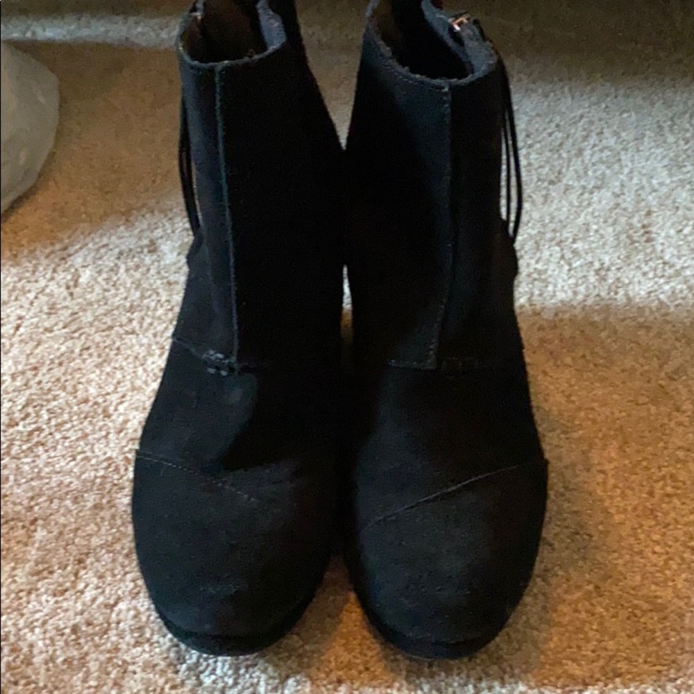 Toms Suede Ankle Boots